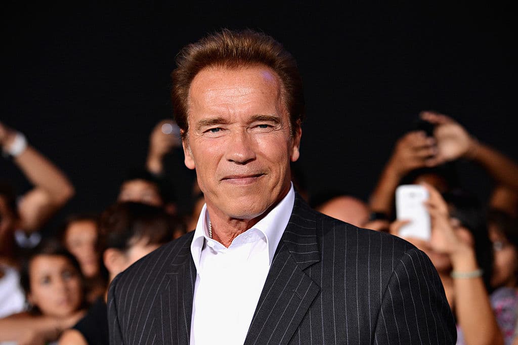 Días después de la entrevista, Schwarzenegger abordó las críticas que recibió por sus declaraciones en un artículo de opinión para The Atlantic.