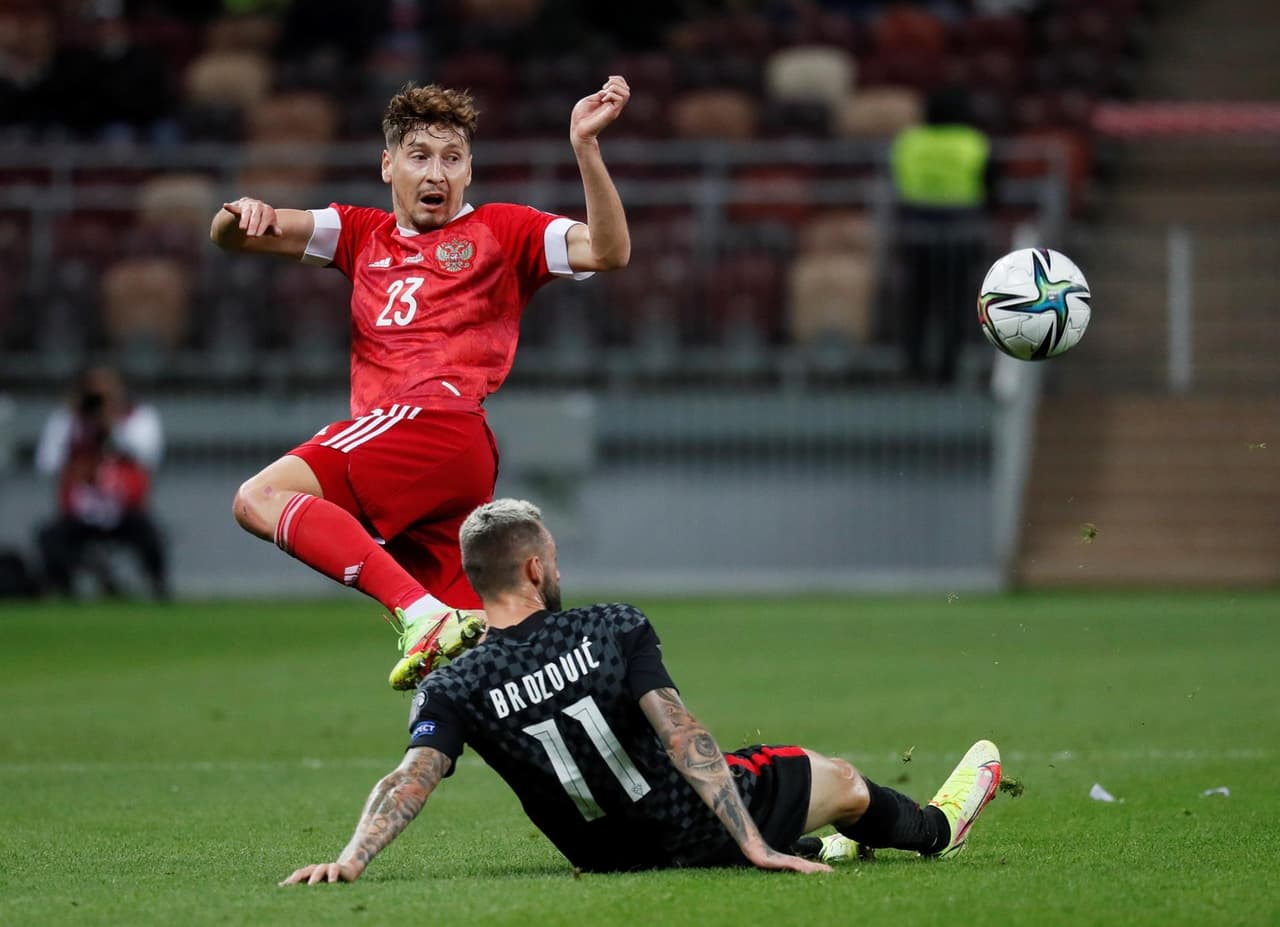 Rusia y Croacia no se hacen daño durante el partido eliminatorio rumbo al Mundial de Catar 2022. Aunque hubo empate a ceros, ambos equipos siguen en la cima del grupo H con siete puntos cada uno; Eslovaquia se encuentra cerca.