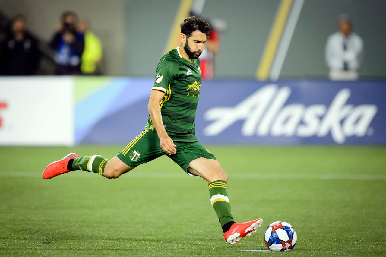 Con tres asistencias y un gol de penal, Diego Valeri firmó un descomunal partido para Portland Timbers, que goléo 4-0 a Houston Dynamo.
