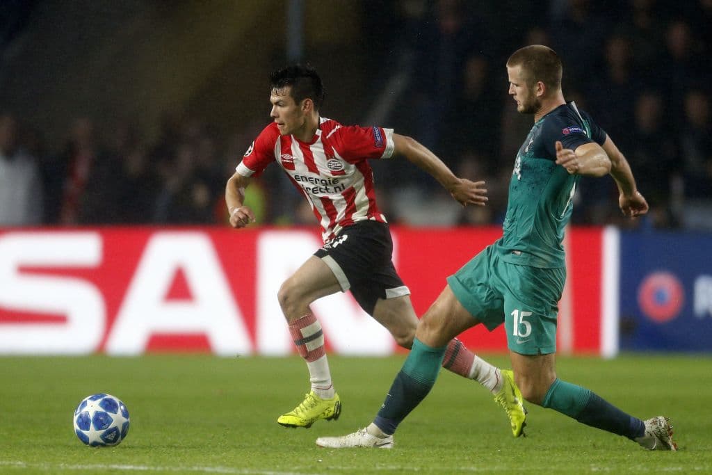 El mexicano Hirving Lozano anotó el primer gol del PSV en el empate 2-2 como visitante que cosechó el Tottenham Hotspur.