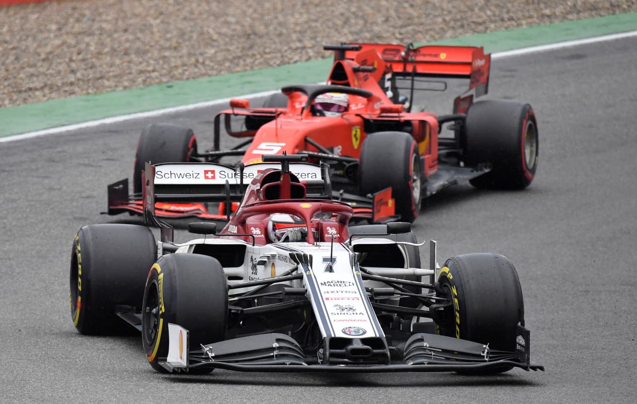 "Por momentos teníamos la impresión de que no se iba a acabar. Fue divertido, pero también era muy difícil saber si estabas tomando o no las decisiones correctas", explicó Vettel.