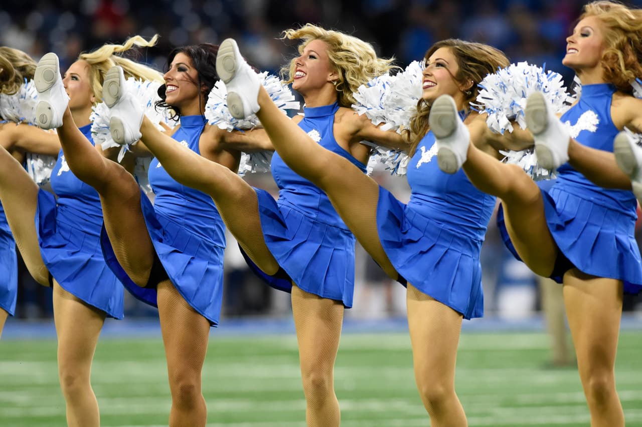 La decisión le costó cara porque el pase de Bradford al receptor Adam Thielen fue interceptado por Slay, que hizo una gran cobertura y corrió para ponerle a Prater el ovoide en la posición de convertir el gol de campo ganador, el cuarto que tiene en lo que va de temporada.