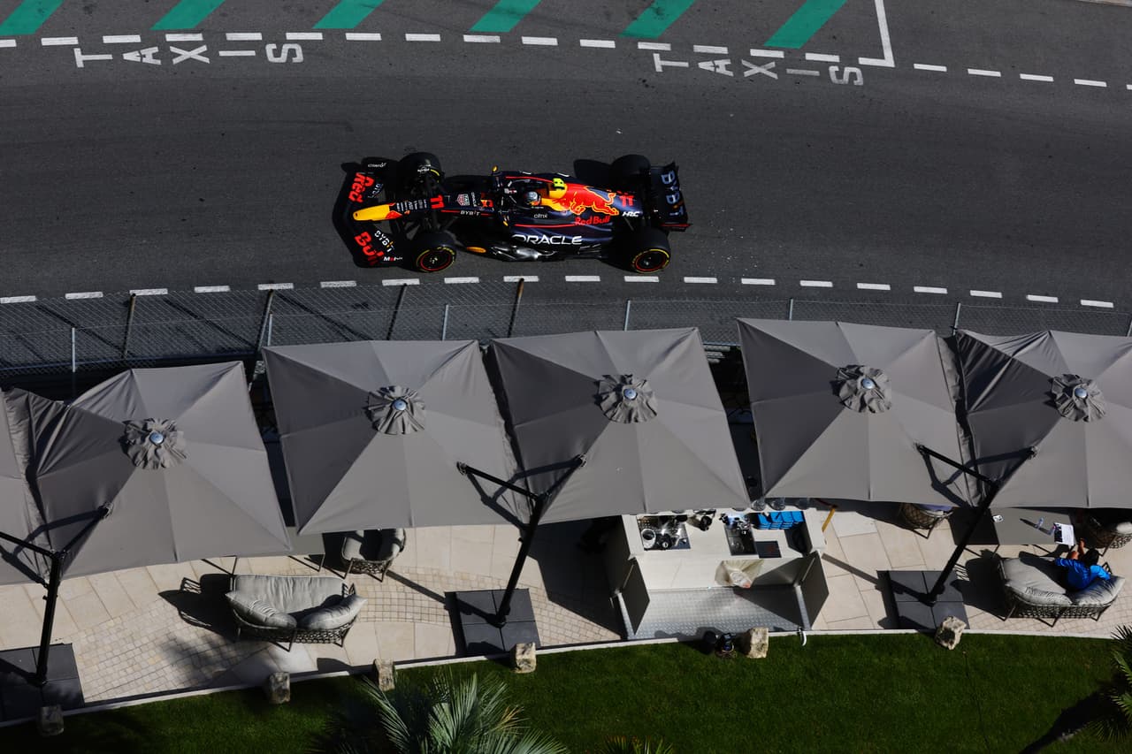 El mexicano terminó por encima de Max Verstappen con el tercer lugar.