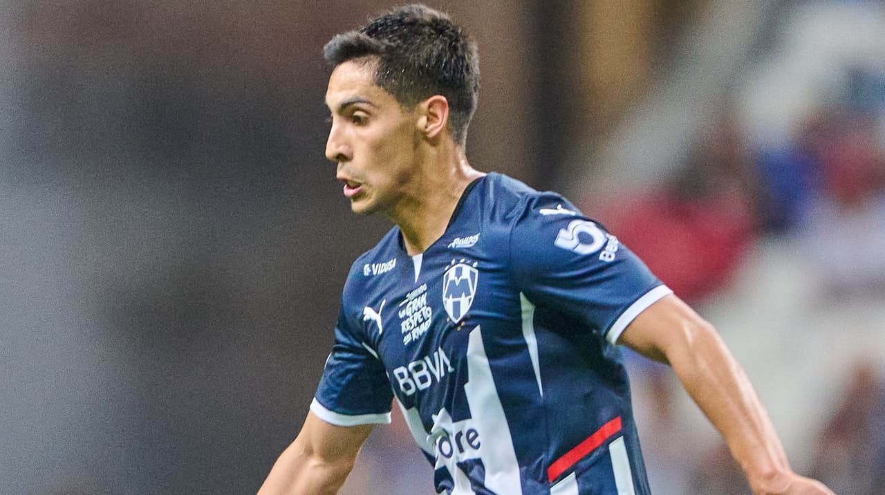 Erick Aguirre no pone pretextos en Rayados por cancha del Akron