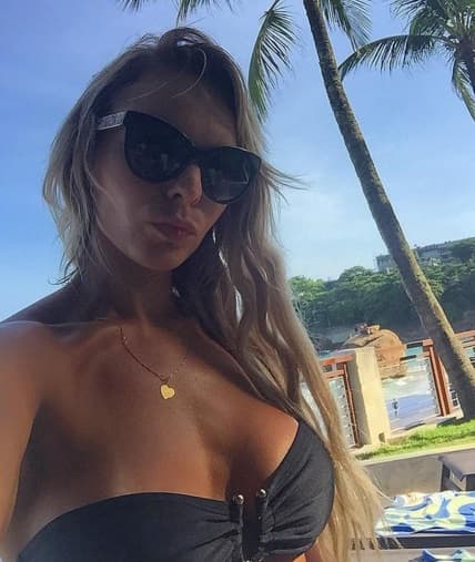 La espectacular Mis Bumbum 2014 es gran seguidora de la selección de su país y desea que su equipo derrote a Uruguay en las eliminatorias. Así que Brasil saldrá inspirado por el apoyo de Inadianara