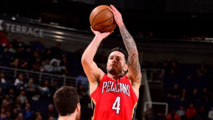 New Orleans Pelicans 124-121 Phoenix Suns. Brandon Ingram anota 28 puntos en la victoria de los Pelicans.