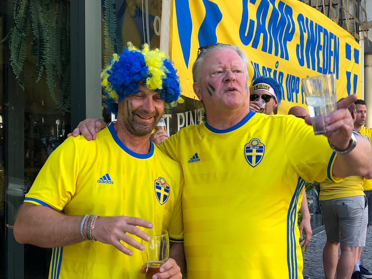 La fiesta de los fanáticos de Suecia en Madrid mostró la alegría vikinga previo al duelo contra España en el estadio Santiago Bernabéu por la Eliminatoria de la Eurocopa 2020.