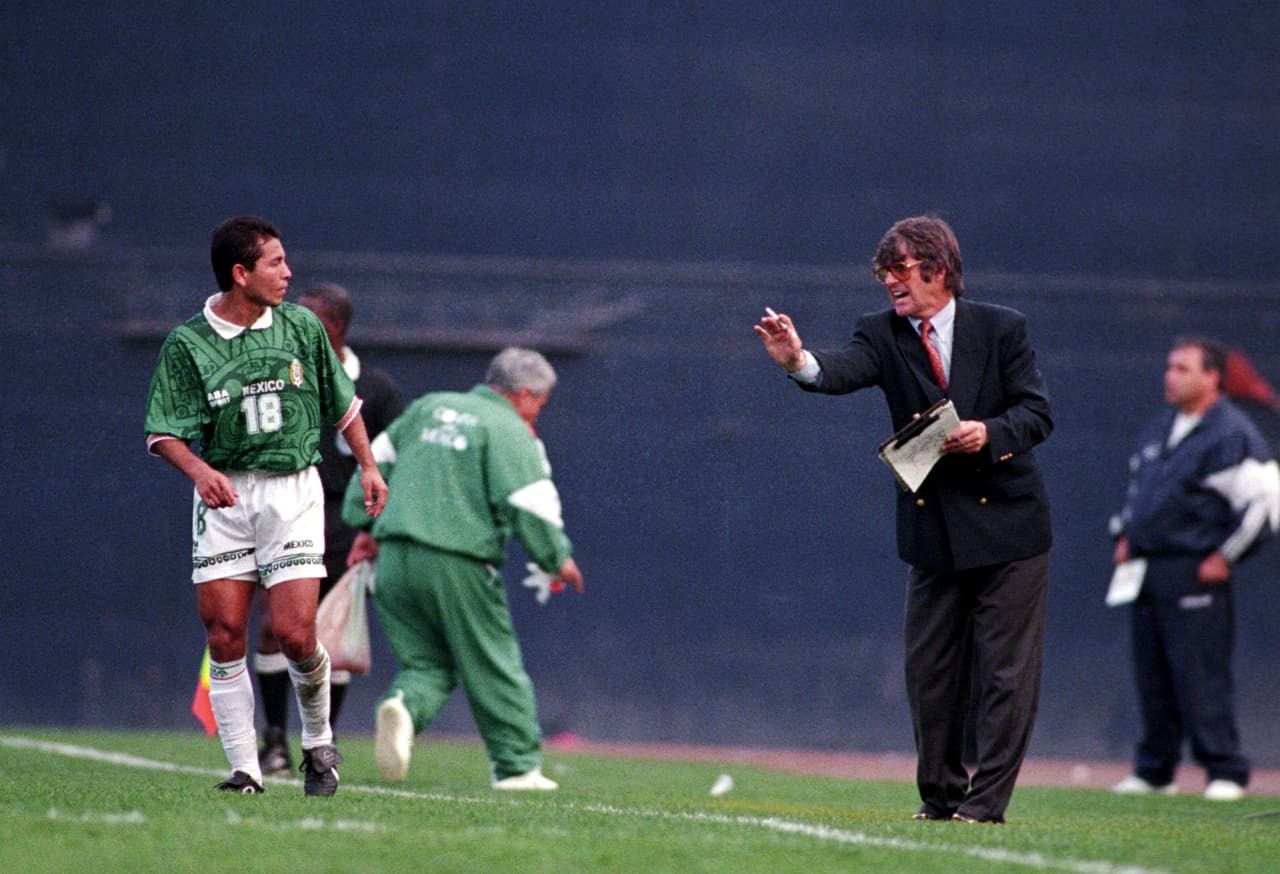 Bora Milutinovic levantó la Copa Oro con Estados Unidos y también con México
