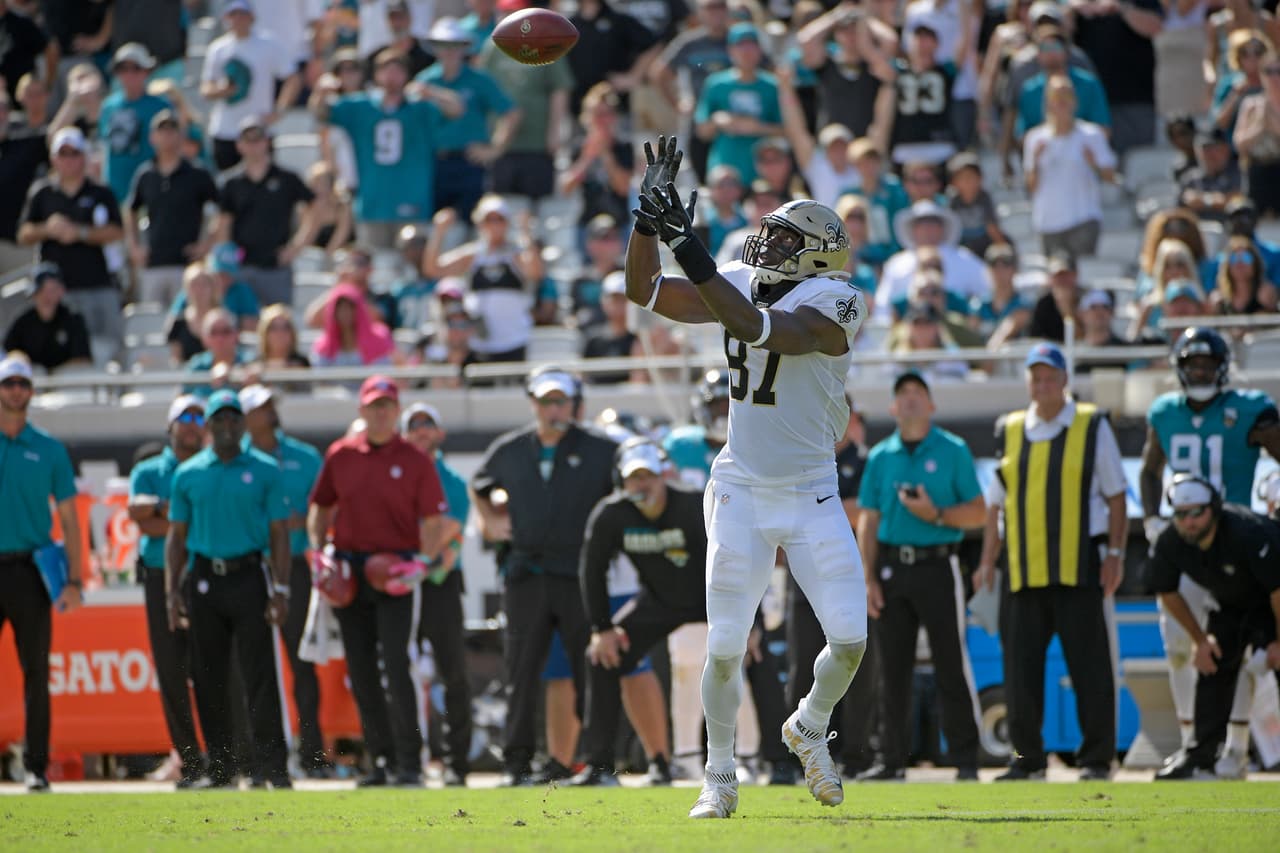 Saints 13-6 Jaguars. Excelente recepción de Jared Cook para completar un pase a favor de los Saints.