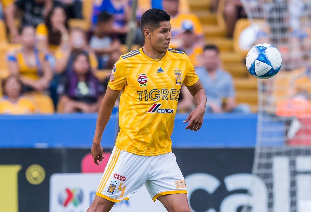 15. Hugo Ayala (31 años / Tigres) - 2.3 millones de dólares.