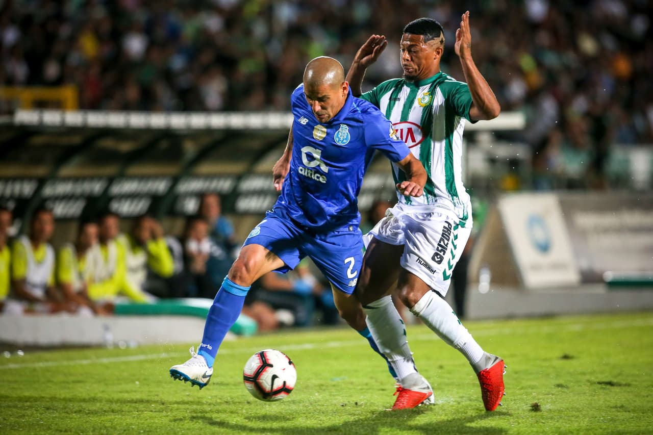 Maxi Pereira fue importante en el ataque del Porto por el costado derecho, en el encuentro por la quinta jornada de la Liga de Portugal.