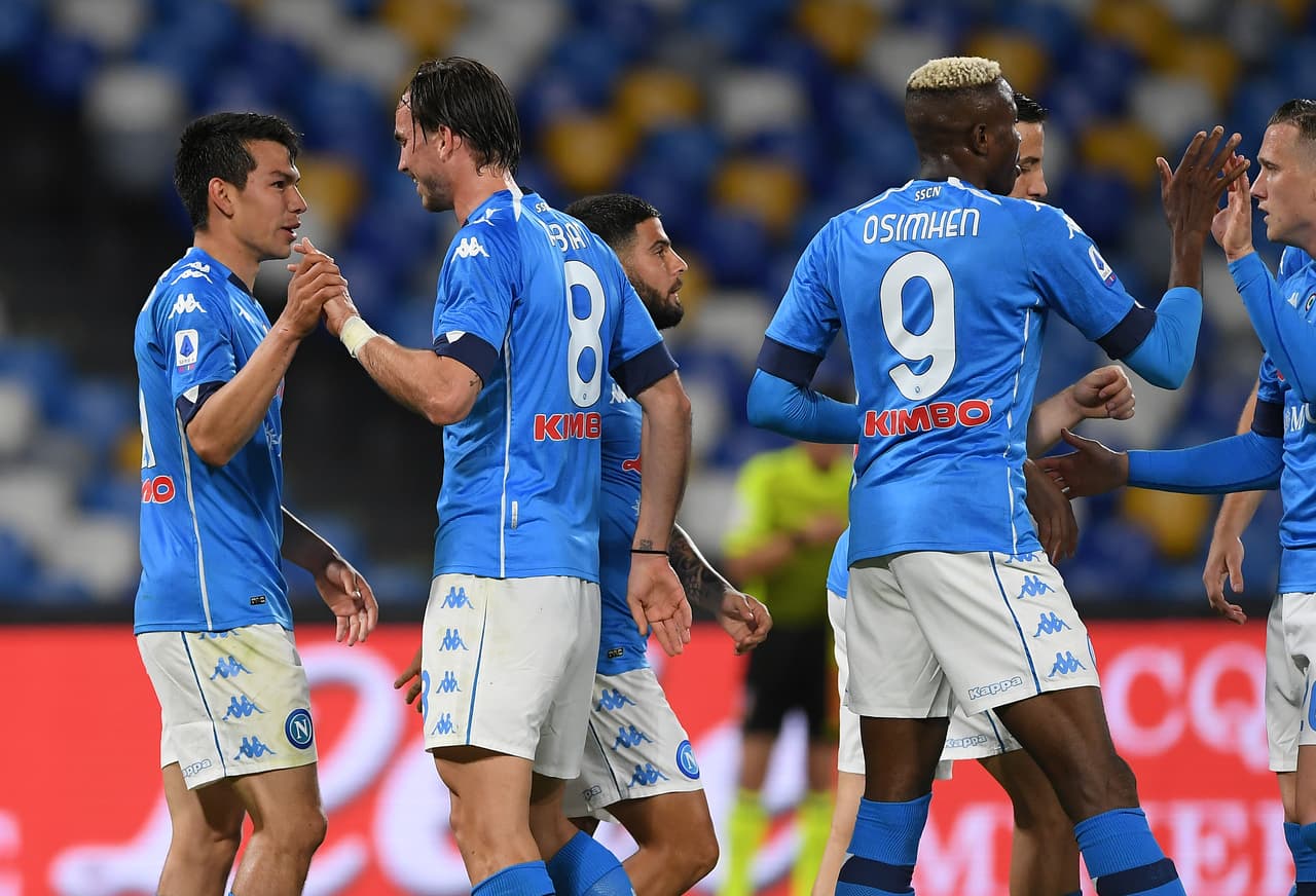 Napoli llegó a 100 goles con 15 marcados por 'Chucky' Lozano