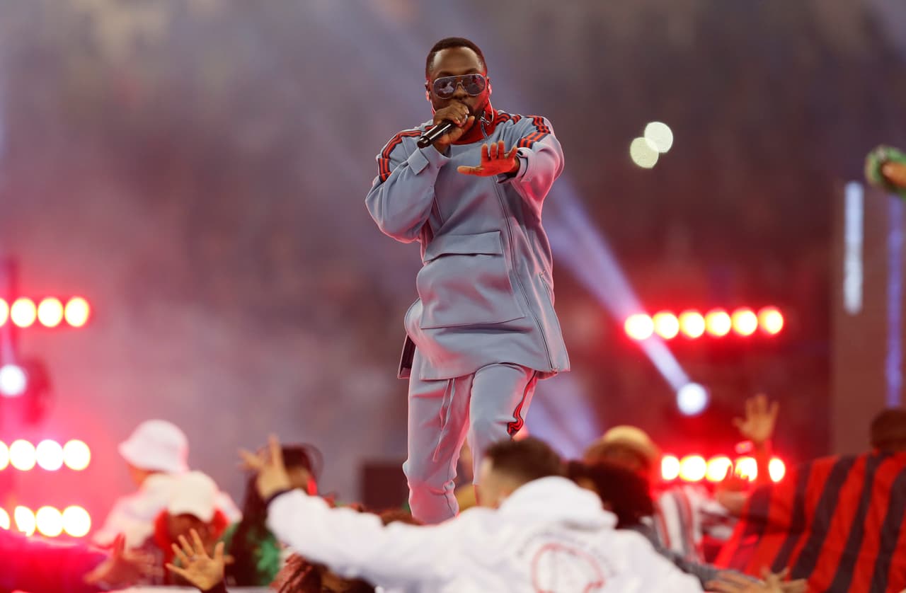 La agrupación musical se lució con sus éxitos en el Millennium Stadium previo al enfrentamiento entre el Real Madrid y la Juventus.