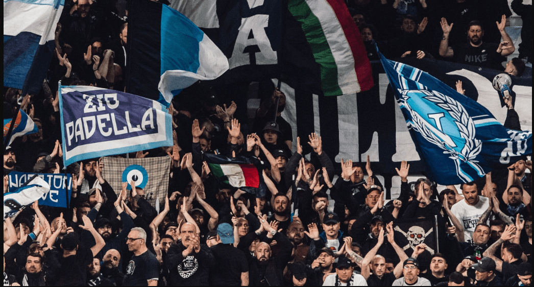 Insólita multitud de 10 mil personas recibe al Napoli de Chucky