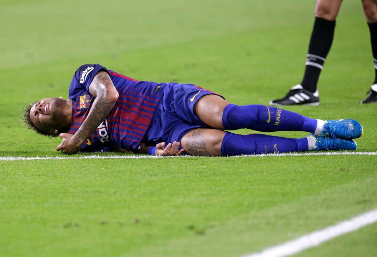 Problemas de muslos, 2 partidos, siete días fuera.