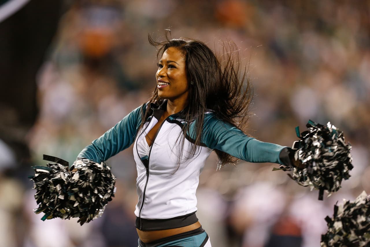 Mira quién es la porrista elegida por los Philadelphia Eagles para estar en el Pro Bowl 2016, ¡ella es Charnei!