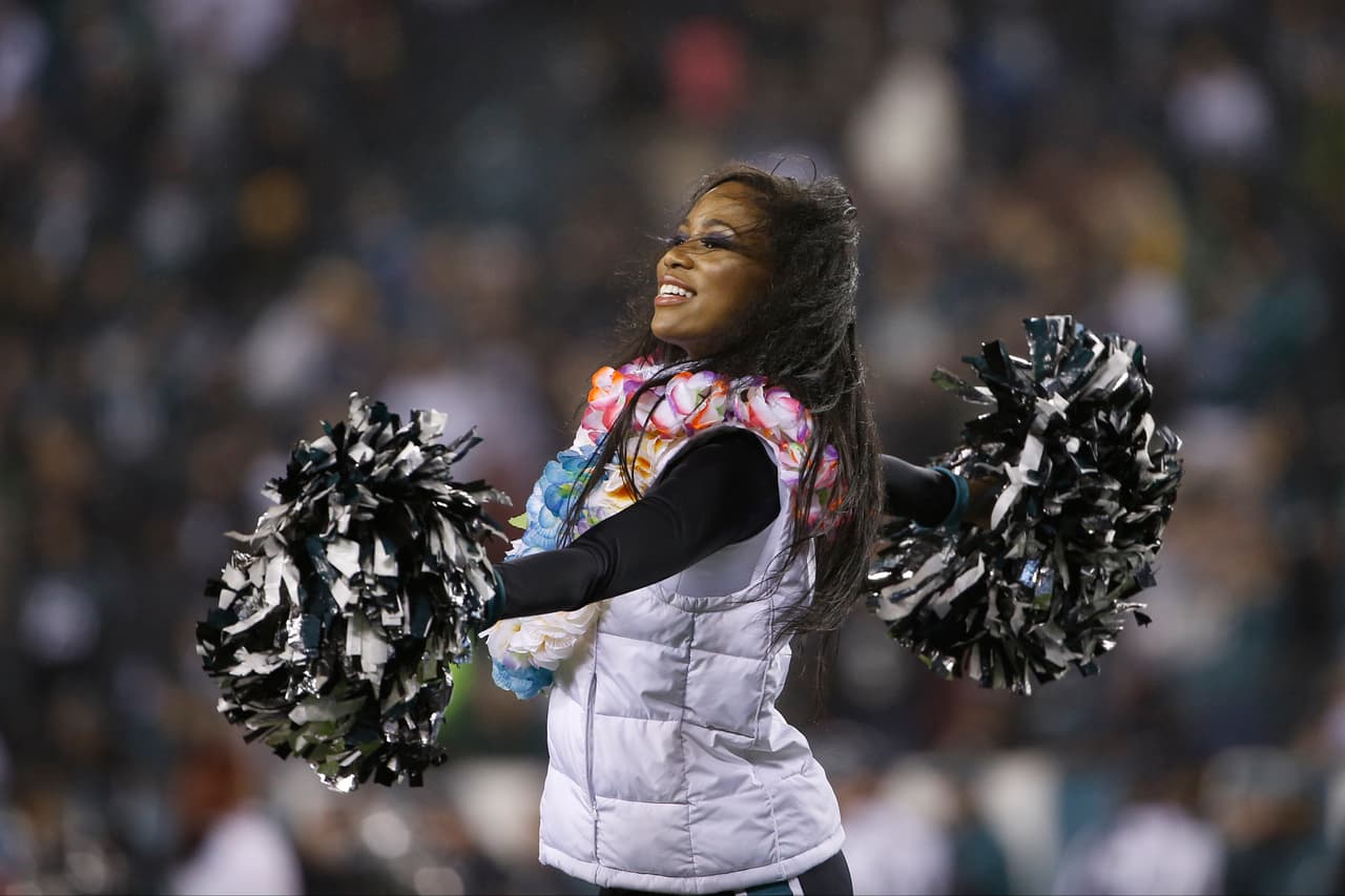 Mira quién es la porrista elegida por los Philadelphia Eagles para estar en el Pro Bowl 2016, ¡ella es Charnei!