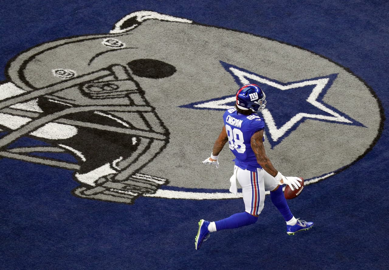 Evan Engram celebró la anotación de manera eufórica.