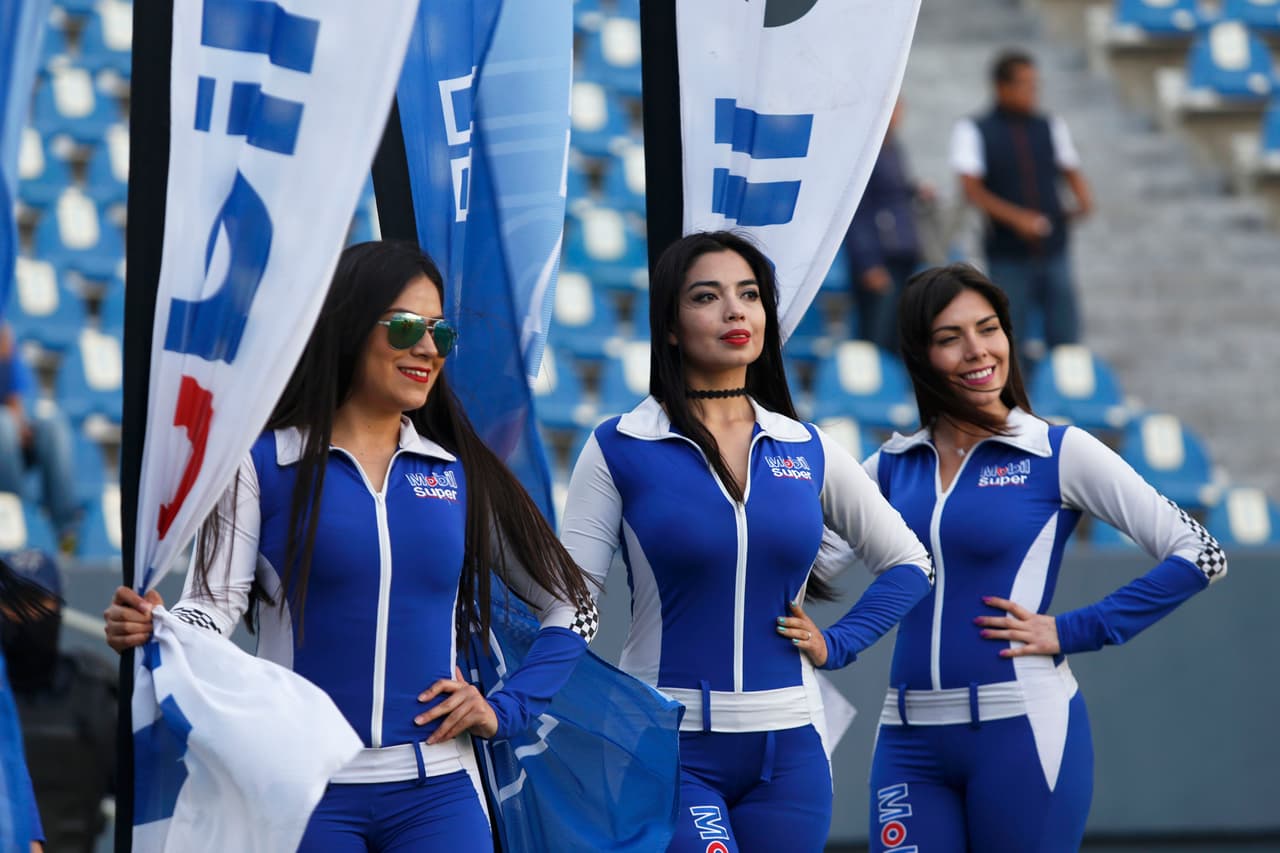 Los estadios de la Liga MX se iluminaron con hermoso rostros que acapararon la atención de los fanáticos en el inicio del torneo.