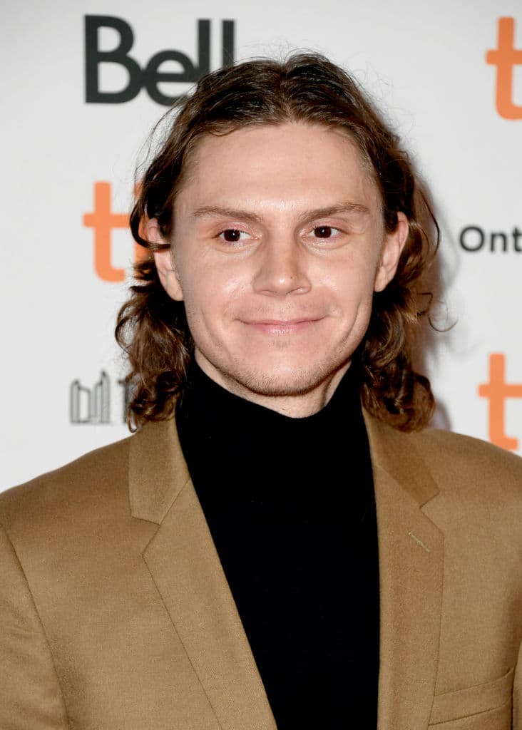 El creador también nos mostrará el como el privilegio blanco tuvo un papel importante en el caso, por lo que los jueces fueron menos severos con la condena.
<br>