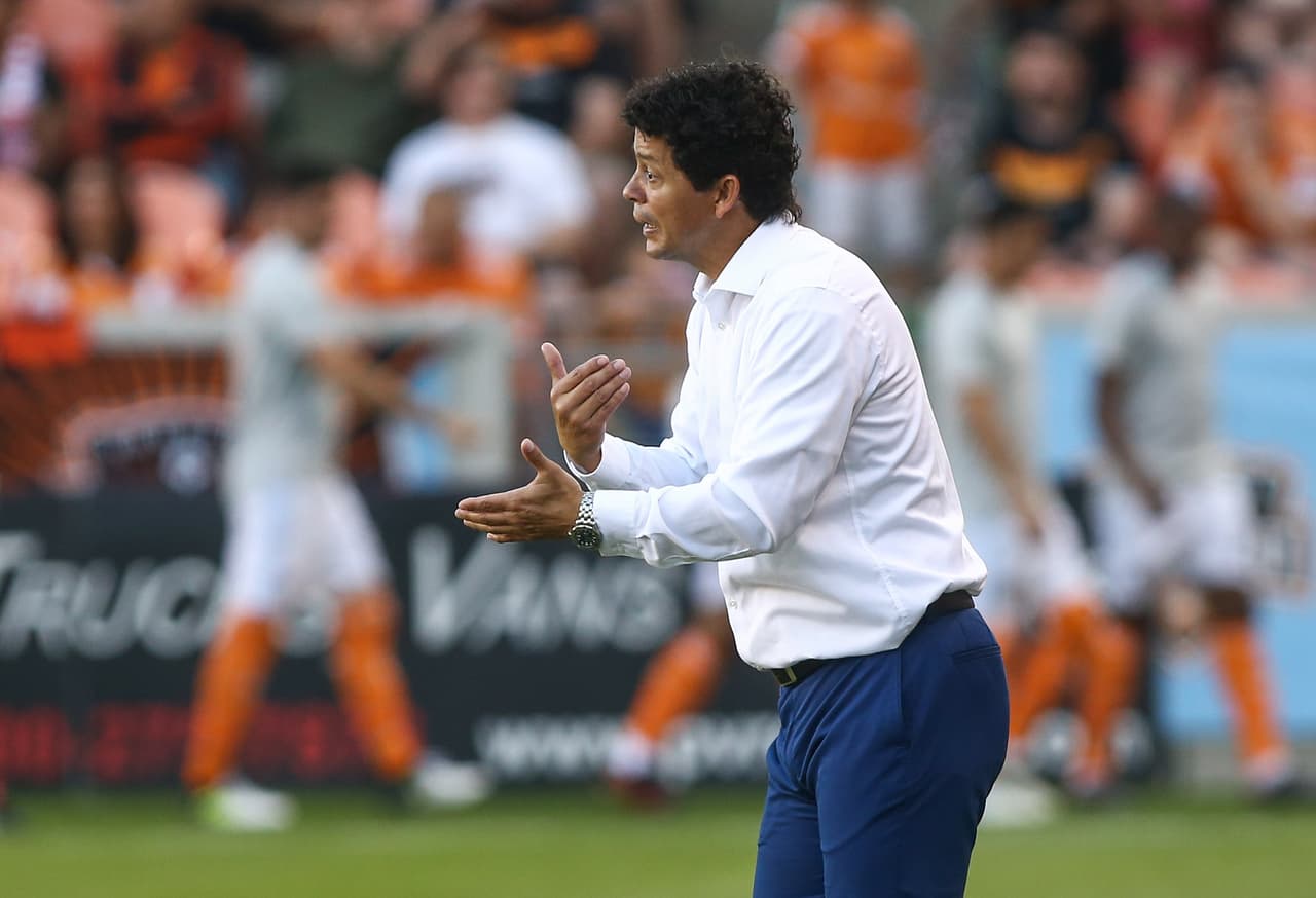 Futuro naranja: Houston Dynamo amplía el contrato del timonel colombiano Wilmer Cabrera