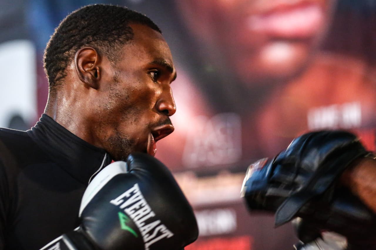 Adrien Broner, Khabib Allakhverdiev, José Pedraza y Edner Cherry enseñaron armas en entrenamiento público antes de sus peleas del próximo 3 de octubre.