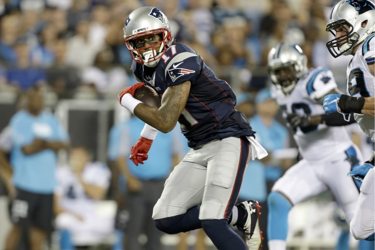 <b>Aaron Dobson</b> jugó de 2013 a 2015 con los Patriots, en los que acumuló solamente 698 yardas. Sus números sobrios contrastan con su elección en la segunda ronda del Draft.