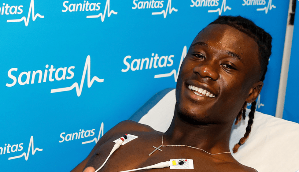 Camavinga pasó reconocimiento médico y firmó contrato con Real Madrid