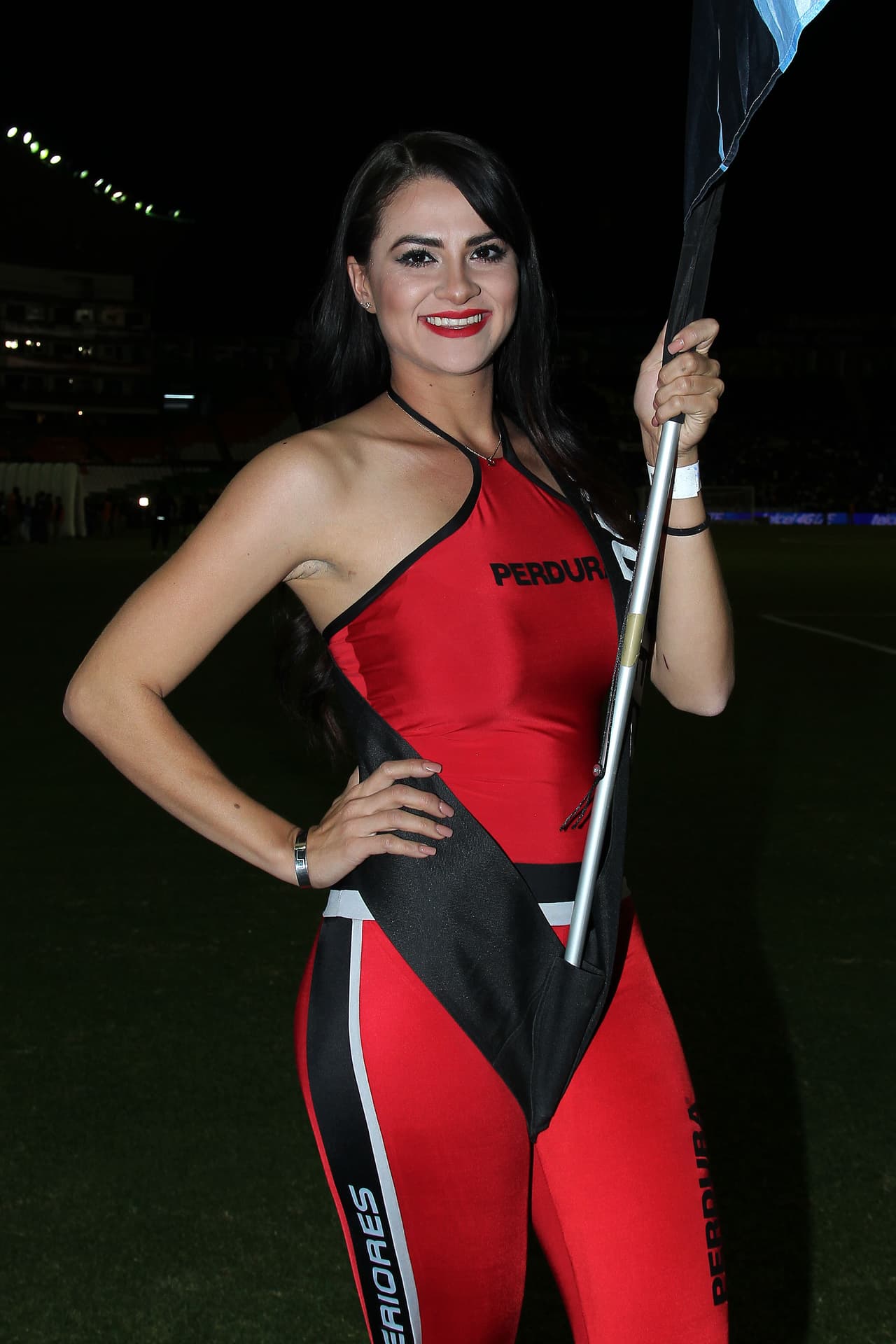 La belleza de las porristas en la fecha 1