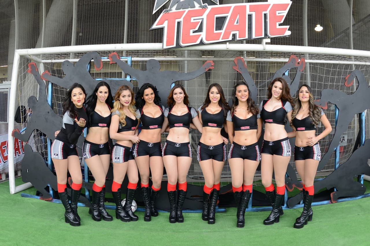 La belleza de las porristas en la fecha 1