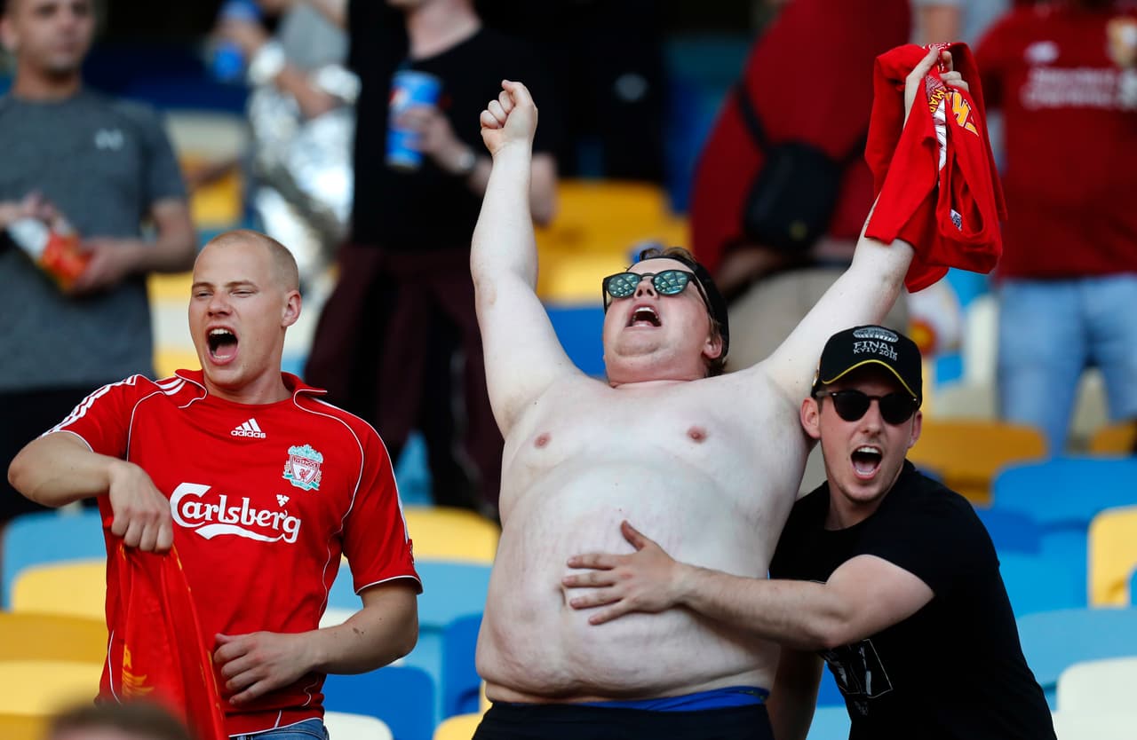 Siguiendo al equipo de tus amores no importa nada ¡Adiós playera!