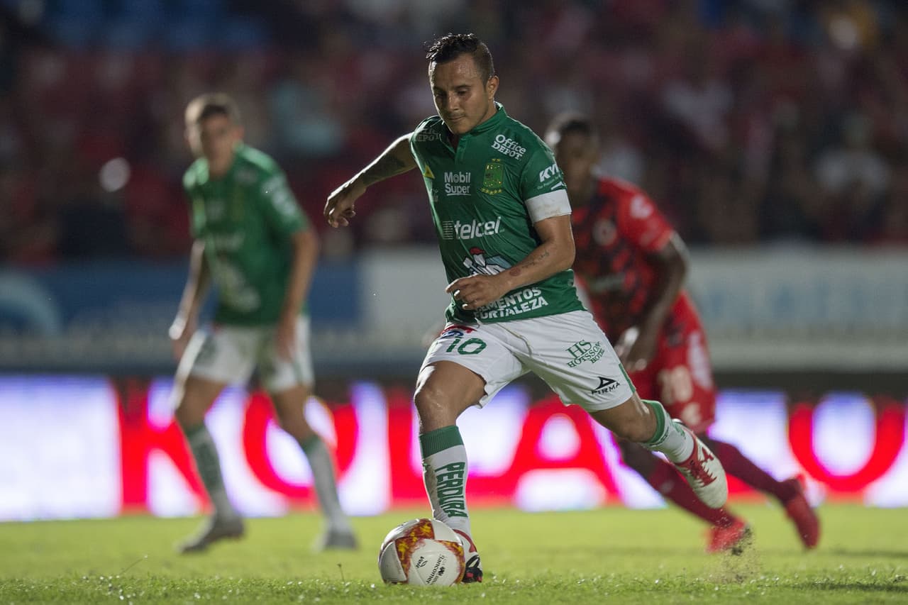 <b>Volante:</b> Luis Montes (León, 59)