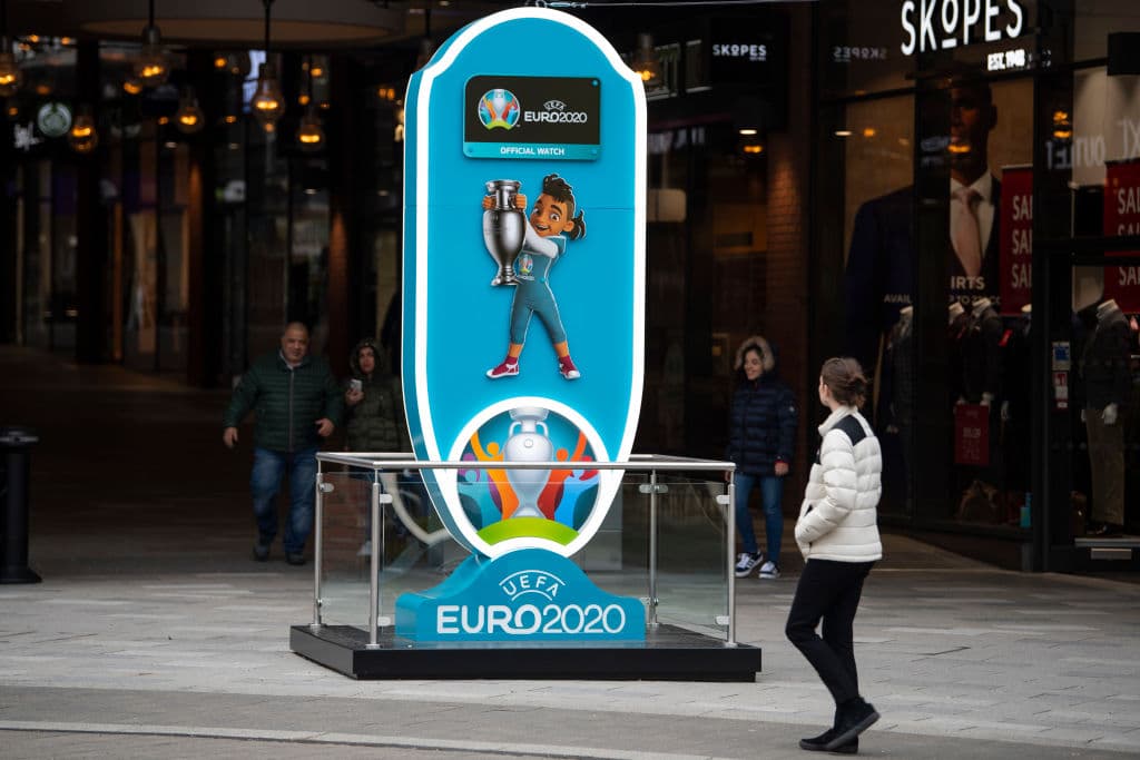 UEFA comete un error y no confirma nombre de la Euro para 2021