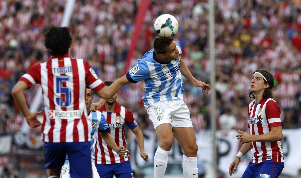 Ezequiel Rescaldani: Para reforzar la delantera, el Puebla apostó por el joven argentino quien tuvo un paso fugaz en el fútbol español con el Málaga.