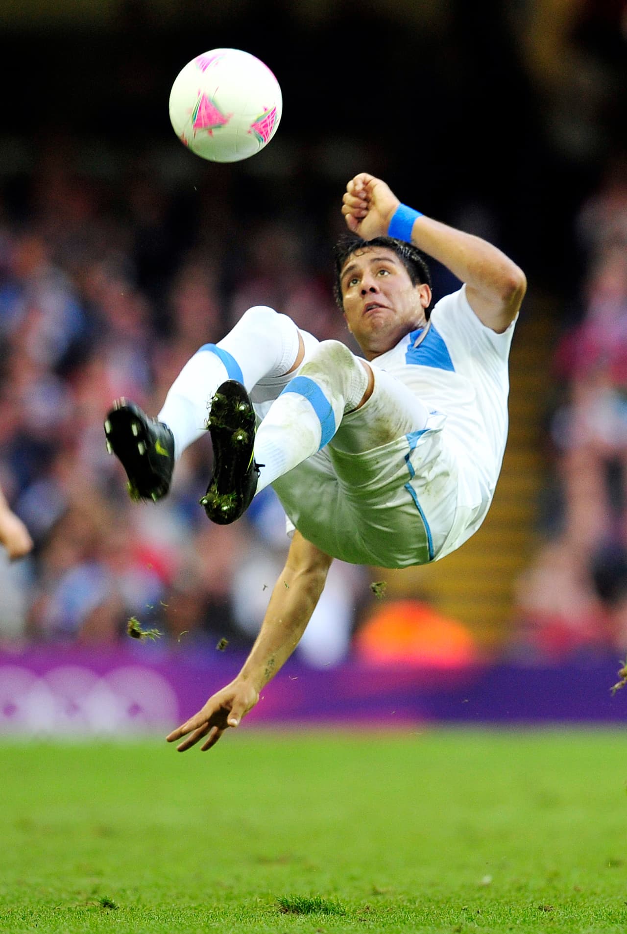 El uruguayo tendrá que demostrar la experiencia que tiene como profesional para no caer en la presión que generará jugar con un equipo que pelea el descenso.