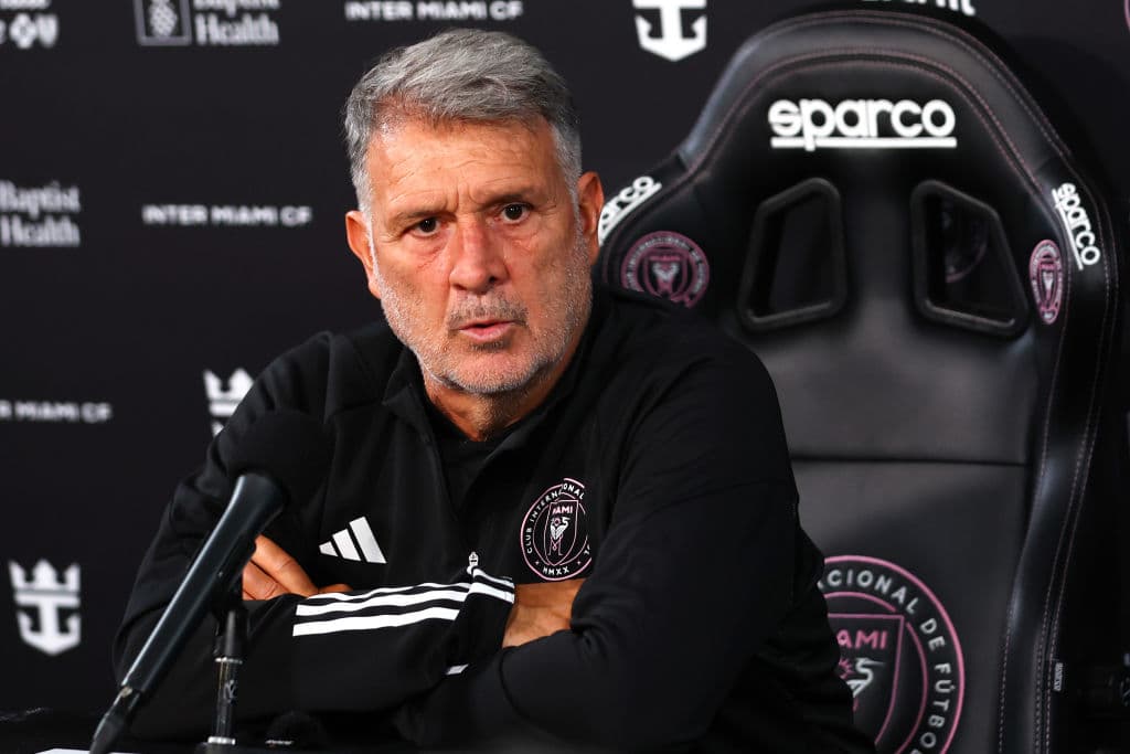 ‘Tata’ Martino dice que se debe ser realista y admite poderío de Rayados