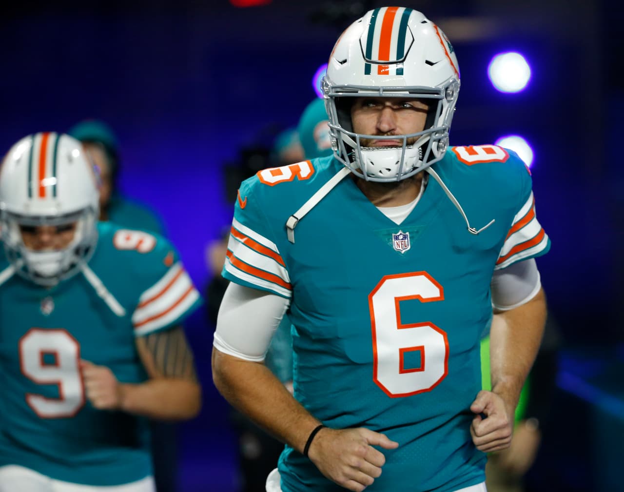 Miami Dolphins quarterback Jay Cutler (6) warms up before an NFL football game against the New England Patriots, Monday, Dec. 11, 2017, in Miami Gardens, Fla. (AP Photo/Wilfredo Lee)