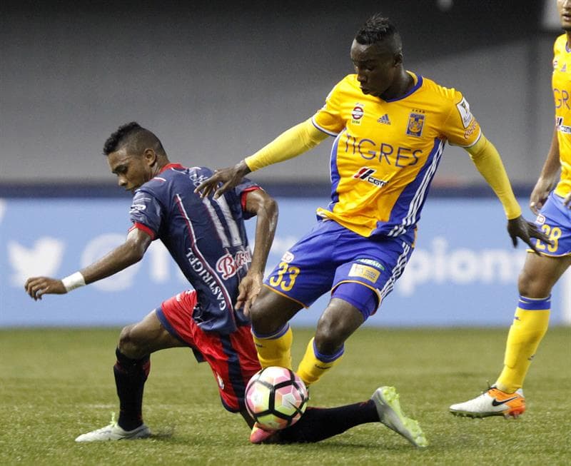 El equipo mexicano llegó al partido en Panamá con 6 puntos y como líder en el grupo G, por lo que una victoria lo dejaba inalcanzable frente al otro equipo de la zona, el Herediano.