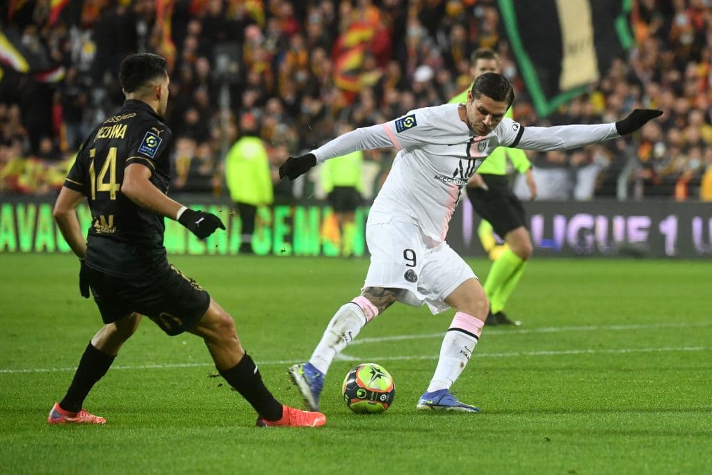 Georgino Wijnaldum evita las burlas hacia el PSG en el minuto 90+2, pone el empate 1-1 y rescatan un punto.