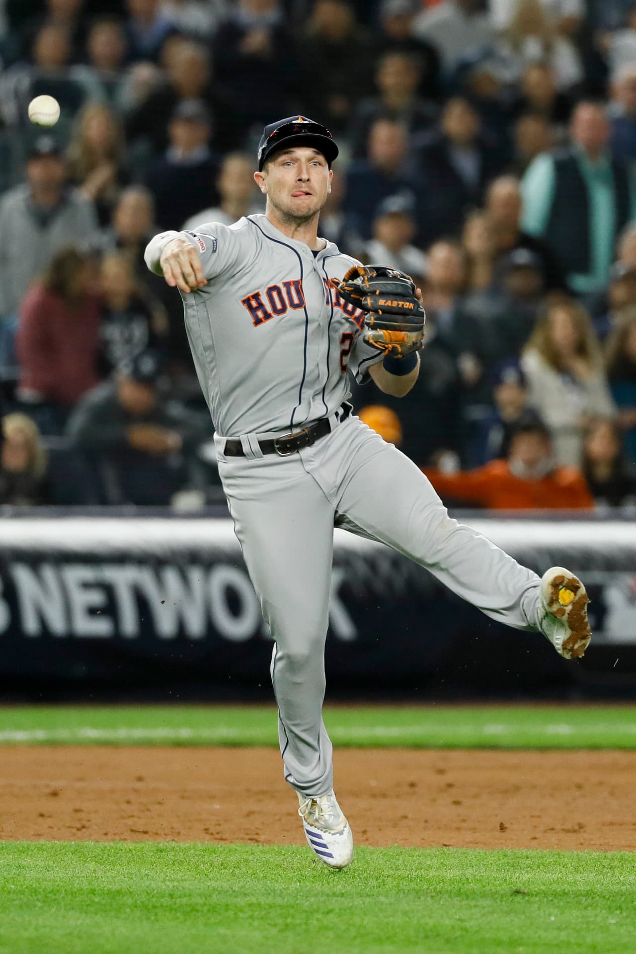 Los Astros derrotan a domicilio a los Yankees y se ponen 2-1.