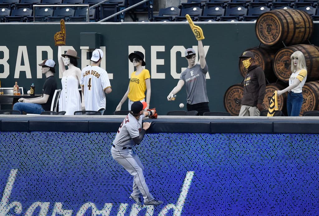 Esperemos que para 2021 los fanáticos de carne y hueso puedan regresar a los estadios y apoyar a sus equipos.