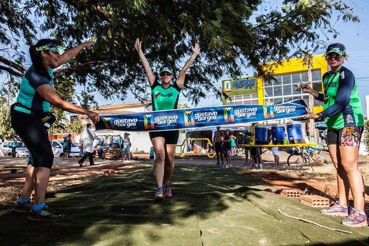 En la víspera, cerca de 40 bomberos se movilizaron para donar sangre
<b>,</b> pero la triatleta no resistió y falleció este martes.