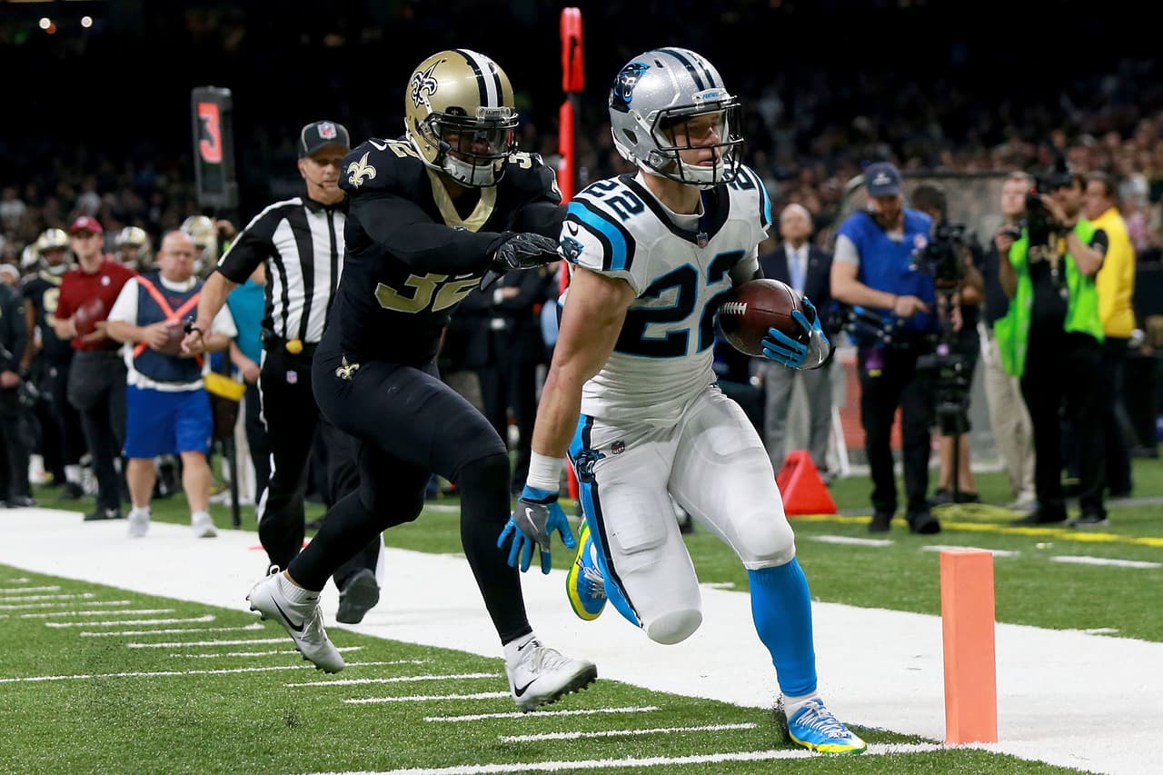 Christian McCaffrey recibió uno de los envíos de anotación de Cam Newton. Terminó el partido con 33 yardas en 5 pases completados.
