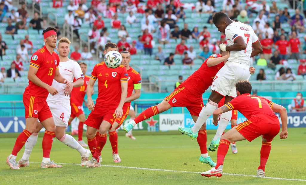 Las anotaciones de Breel Embolo y Kieffer Moore nos regalan el primer empate del torneo entre Suiza y Gales.