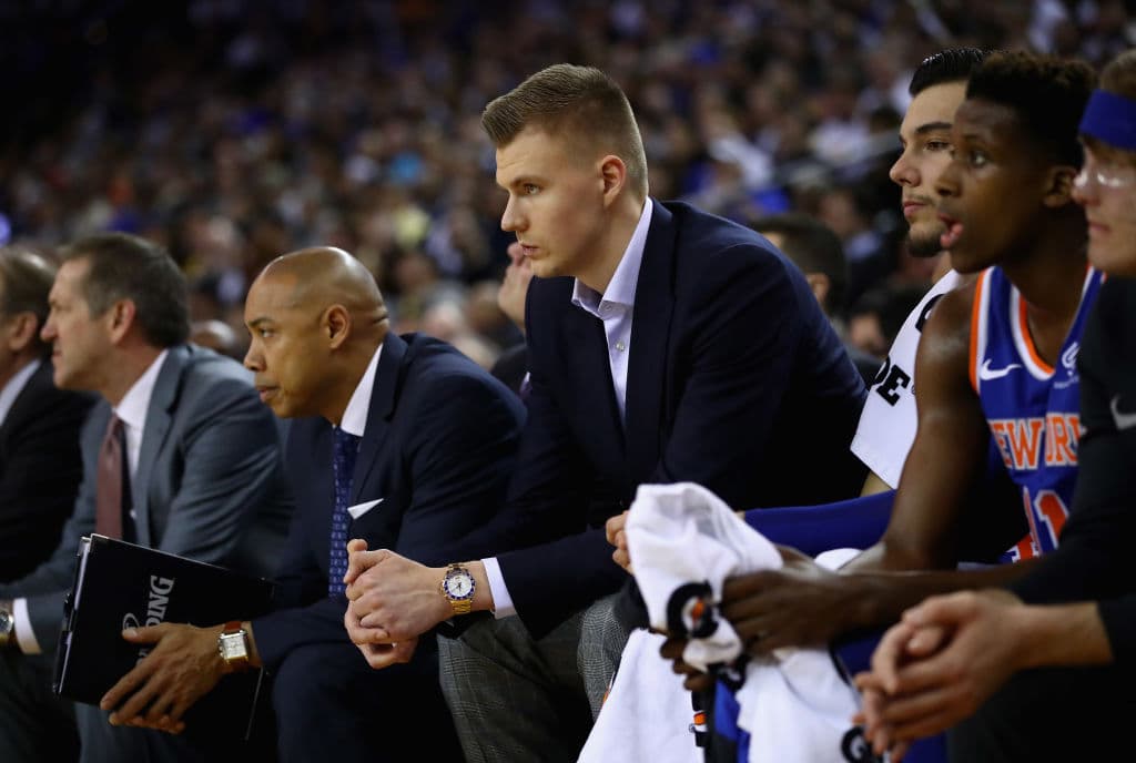 Una lesión en la rodilla, que le permitió apenas jugar 48 partidos en 2017-18, es la razón por la que no ha jugado esta campaña y aunque está por recuperarse, quería salir de New York.