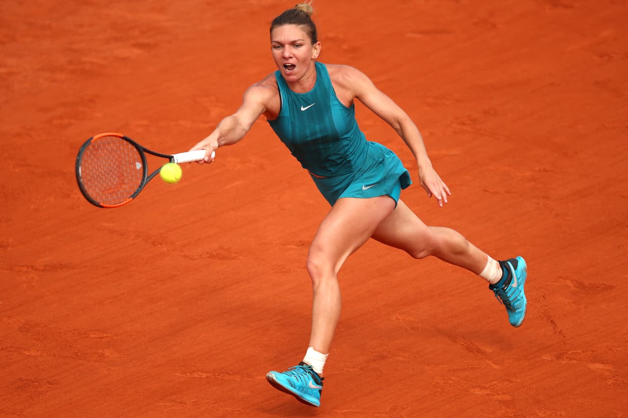 Simona Halep, la número uno del mundo, tuvo que deshacerse en semifinales de una dura rival como la española Garbiñe Muguruza para volver por cuarta vez a la final de un torneo grande.