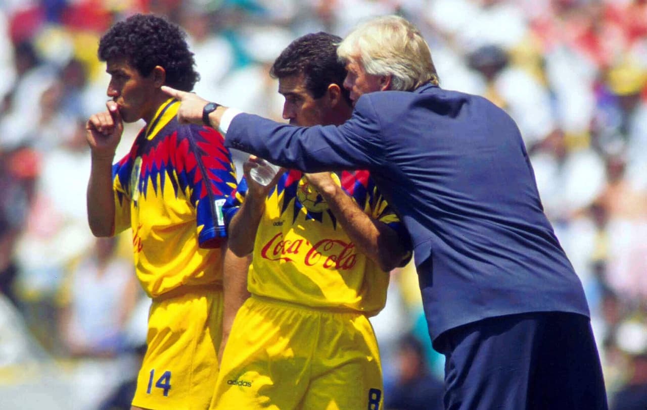 Pero no era el único, Joaquín del Olmo también destacaba por su juego creativo, como interior, junto a Kalusha.