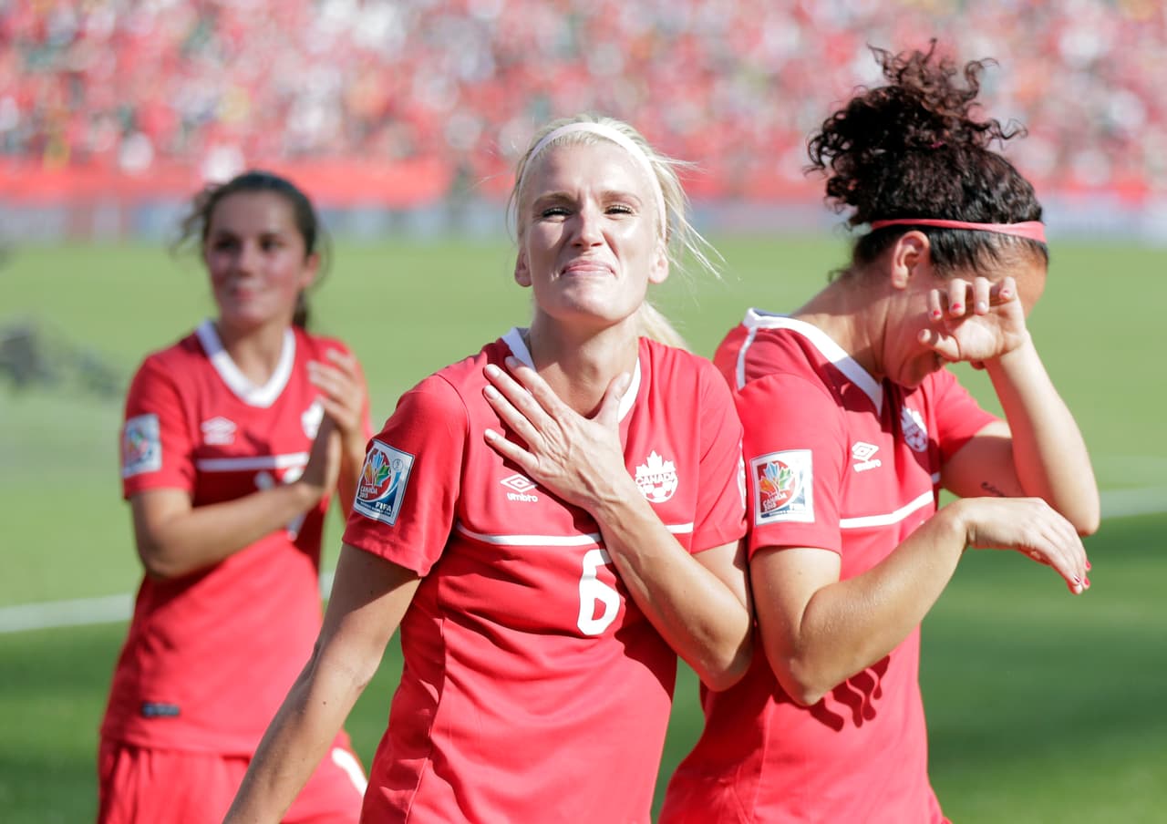 KAYLYN KYLE (CAN) | Mediocampista de las Portland Thorns, también jugó para el Houston Dash hasta 2014. Ya ha sido medallista de oro panamericana y de bronce olímpica.