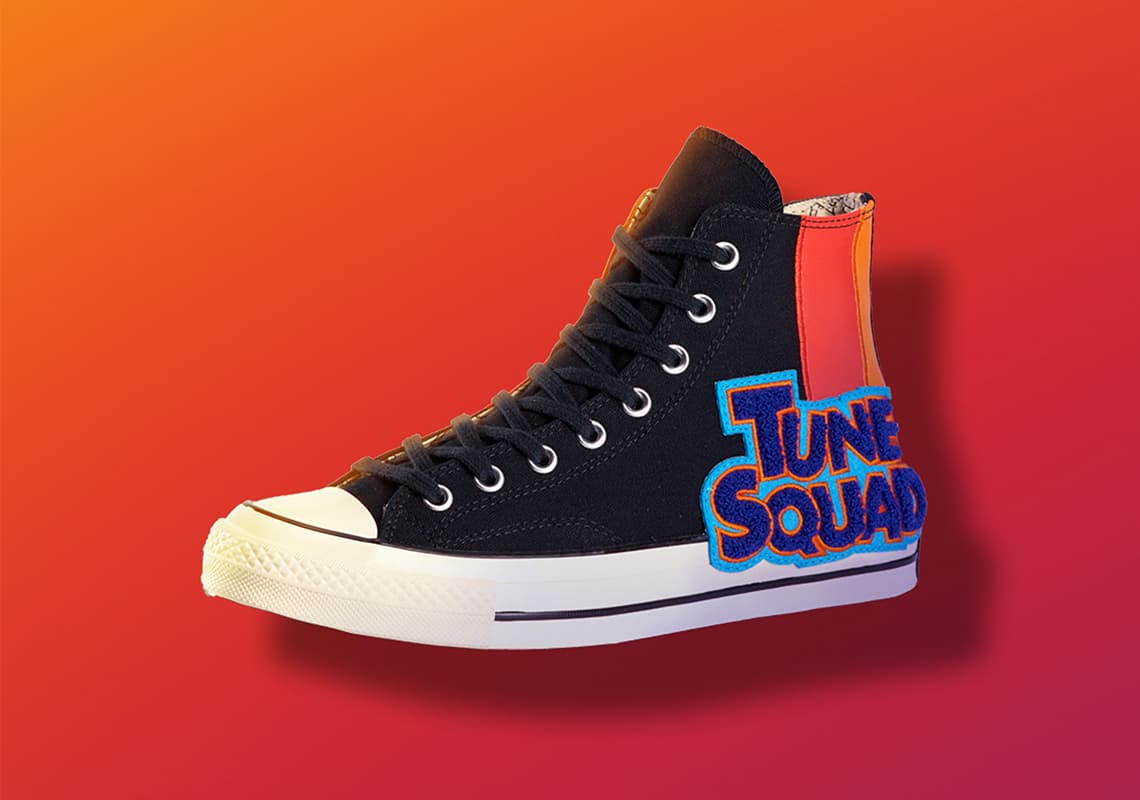 El tercer enfrentamiento es el de Road Runner contra Wile. E. Coyote.