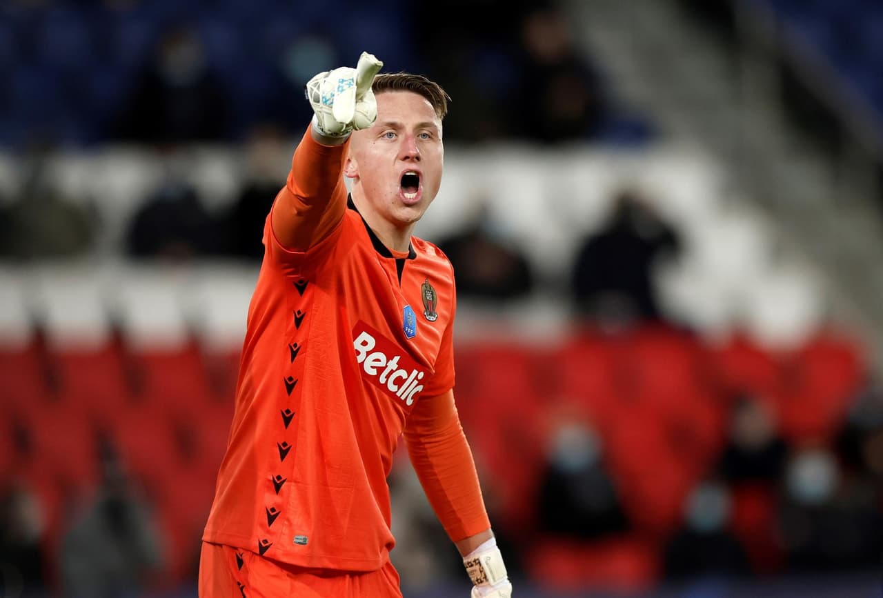 Paris Saint-Germain quedó fuera tras caer ante Niza en tanda de penales, aún con Messi y Kylian Mbappé en cancha. Tras terminar 0-0 en tiempo regular, el partido se decidió desde los once pasos y los visitantes pasan a Cuartos de Final.